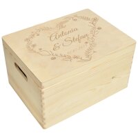 CHICCIE Holzbox zur Hochzeit Personalisiert Herzkranz Namen Datum Erinnerungsbox