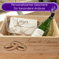 CHICCIE Holzkiste Personalisiert Herz mit Wunschtext - Gravierte Erinnerungskiste Hochzeit Verlobung Geburtstag Muttertag